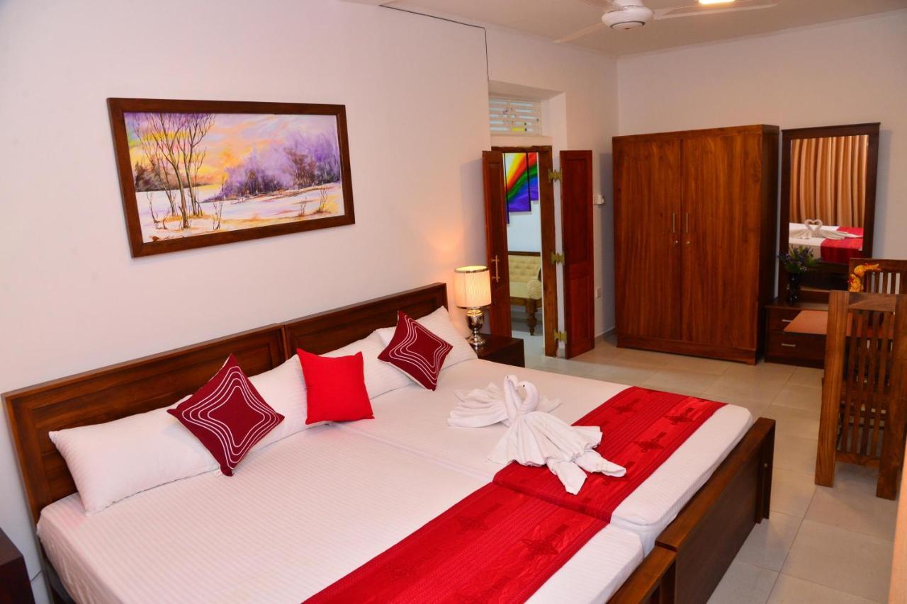 Sunshine Greens Bed & Breakfast Hikkaduwa Exterior photo