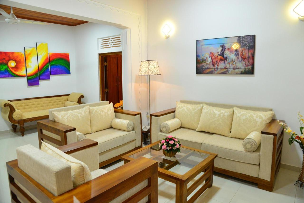 Sunshine Greens Bed & Breakfast Hikkaduwa Exterior photo