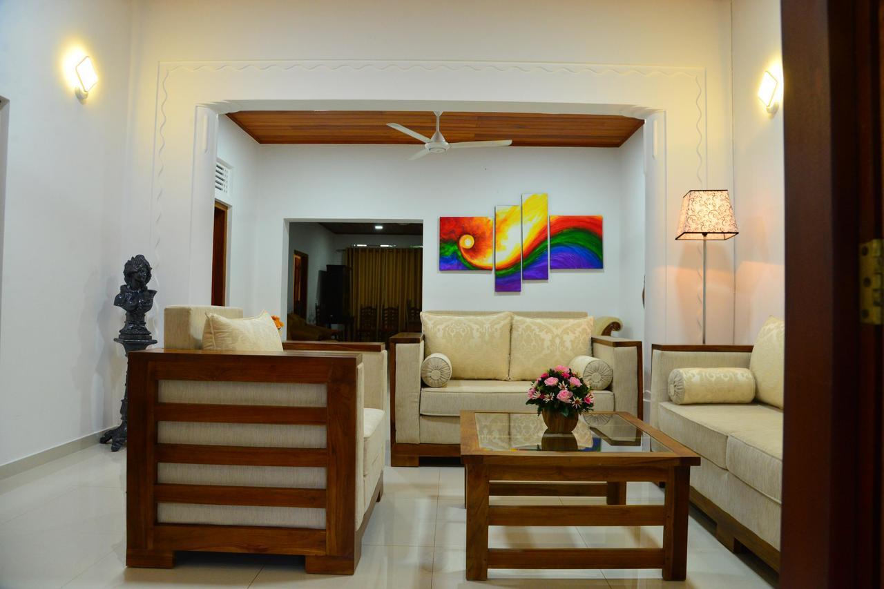 Sunshine Greens Bed & Breakfast Hikkaduwa Exterior photo