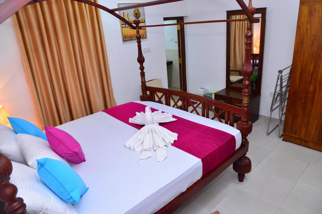 Sunshine Greens Bed & Breakfast Hikkaduwa Exterior photo
