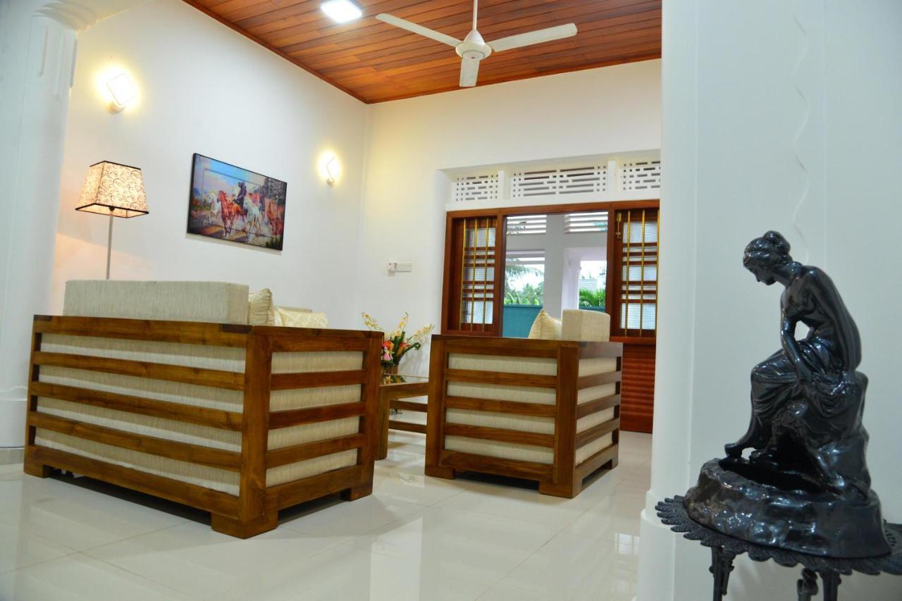 Sunshine Greens Bed & Breakfast Hikkaduwa Exterior photo