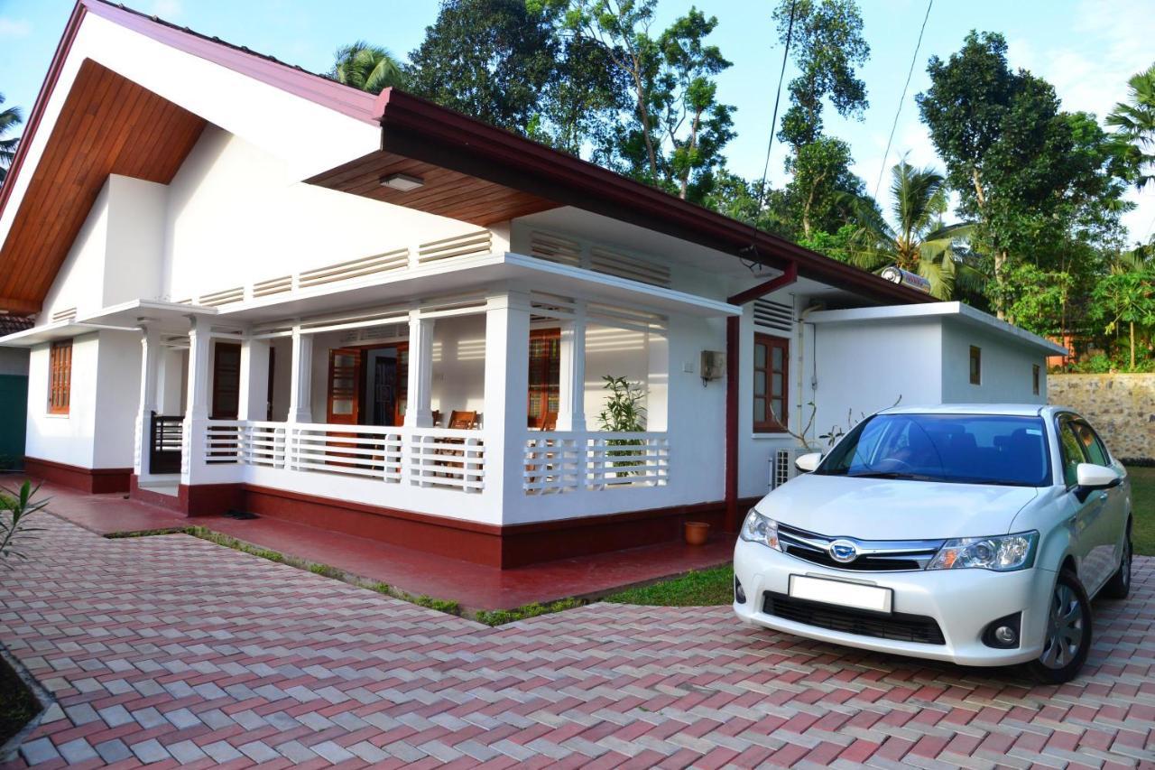 Sunshine Greens Bed & Breakfast Hikkaduwa Exterior photo